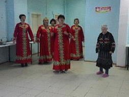 «Пусть песни радуют Вас!» «Пусть песни радуют Вас!»
